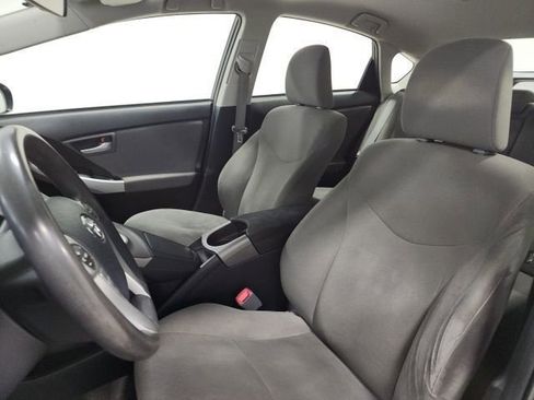 Used 2013 Toyota Prius Two image 19