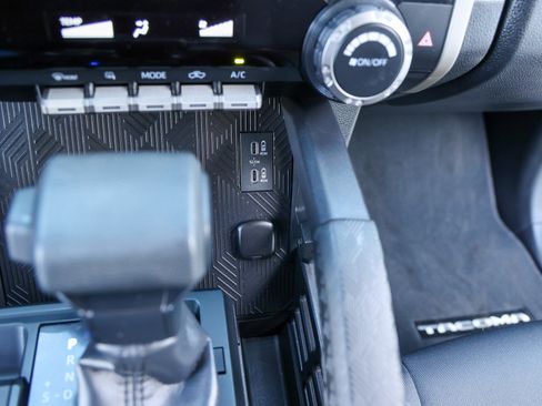 Used 2024 Toyota Tacoma SR5 image 25