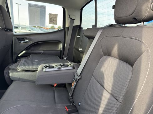 Used 2022 Chevrolet Colorado LT w/ LT Convenience Package image 30