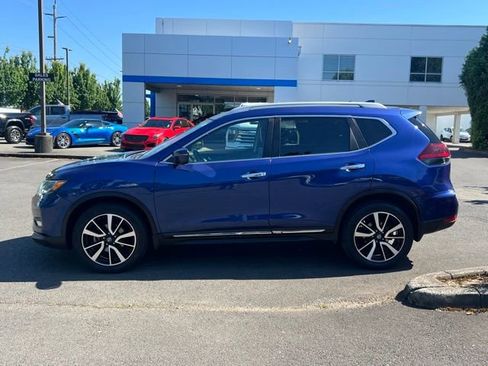 Used 2020 Nissan Rogue SL AWD/4WD image 3