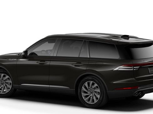 New 2027 Lincoln Aviator AWD image 2