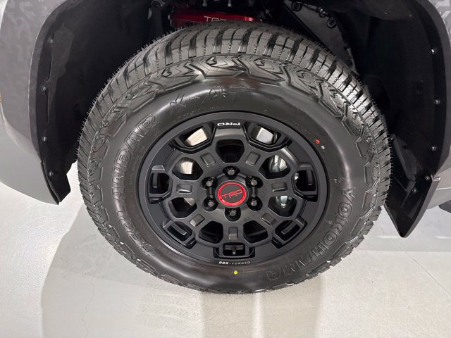 Used 2024 Toyota Sequoia TRD Pro AWD/4WD image 5