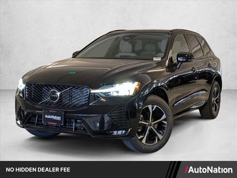 New 2026 Volvo XC60 B5 Core AWD/4WD image 1