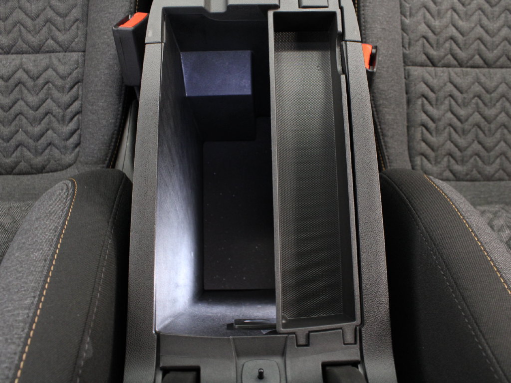 Used 2023 Chevrolet Equinox LT FWD image 26