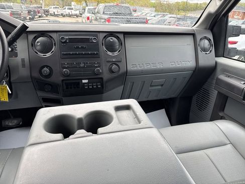Used 2012 Ford F350 XL w/ PWR Equipment Group AWD/4WD image 9