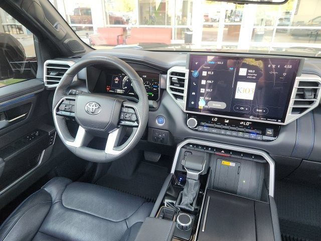 Used 2024 Toyota Tundra Platinum AWD/4WD image 24