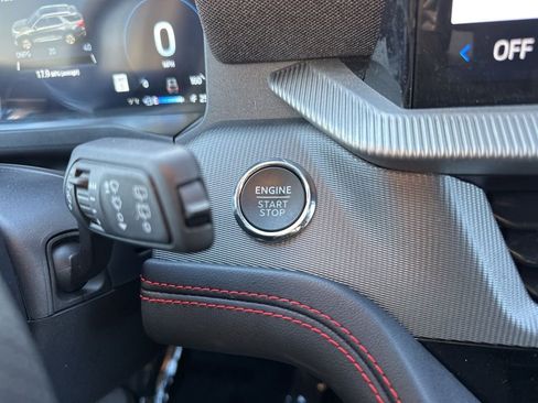 Used 2025 Ford Explorer ST-Line w/ ST-Line Street Pack image 23