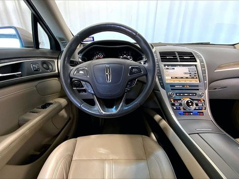 Used 2018 Lincoln MKZ Reserve w/ Technology Package FWD image 14