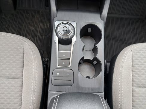 Used 2022 Ford Escape SE w/ Convenience Package image 19