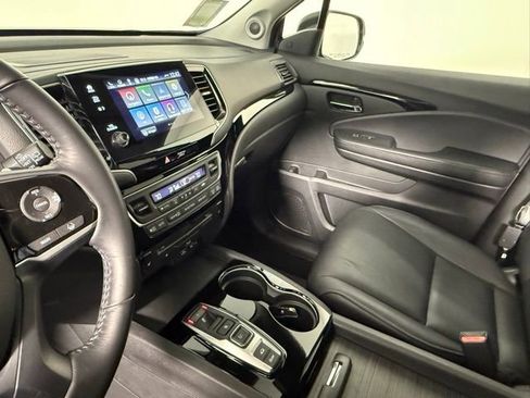 Used 2019 Honda Pilot Touring image 26