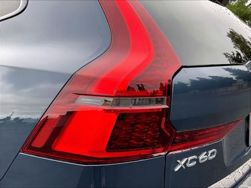 New 2026 Volvo XC60 T8 Ultra w/ Protection Package Premier AWD/4WD image 25