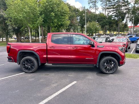 Used 2022 GMC Sierra 1500 AT4X image 10