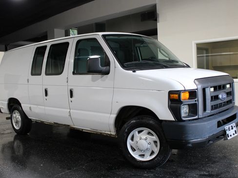 Used 2009 Ford E-150 and Econoline 150 RWD image 34