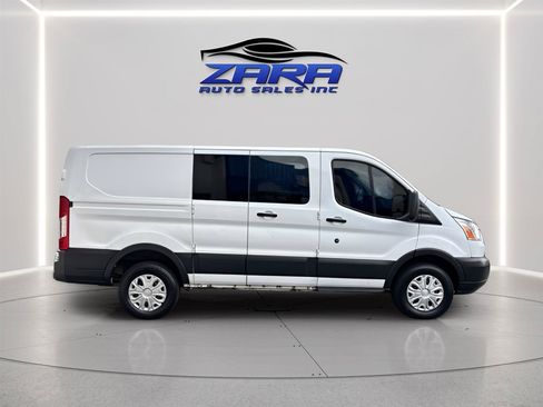Used 2017 Ford Transit 250 130 Low Roof w/ Exterior Upgrade Package RWD image 7