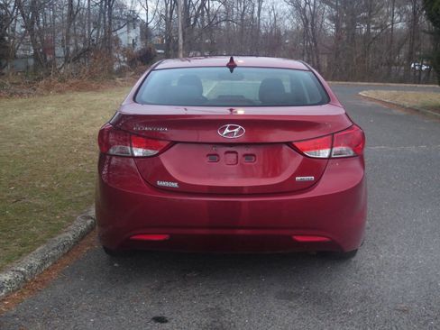 Used 2012 Hyundai Elantra Limited w/ Technology Pkg 5 image 25