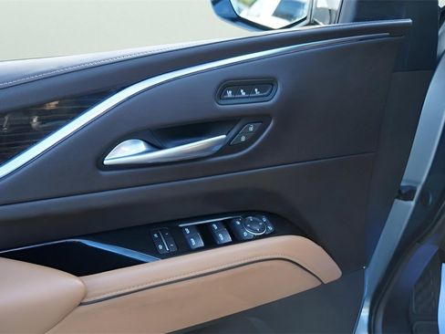 Used 2021 Cadillac Escalade Sport w/ Driver Assist Tech Package image 20