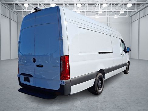 New 2025 Mercedes-Benz Sprinter 2500 image 3
