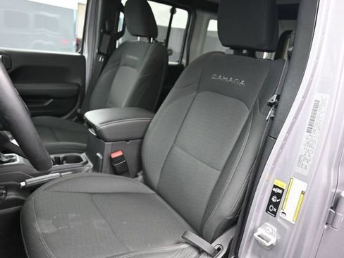Used 2020 Jeep Wrangler Unlimited Sahara AWD/4WD image 18
