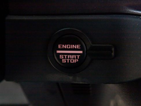 Used 2025 Ford Bronco Raptor image 23