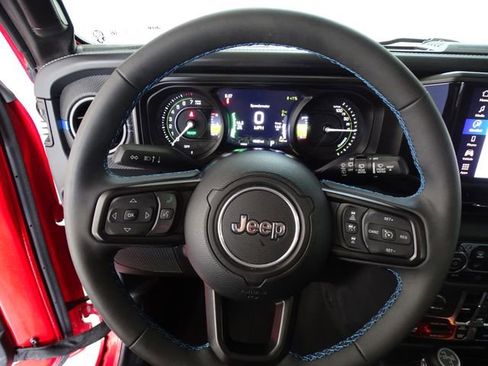 Certified 2025 Jeep Wrangler Unlimited Rubicon 4xe w/ Safety Group AWD/4WD image 6