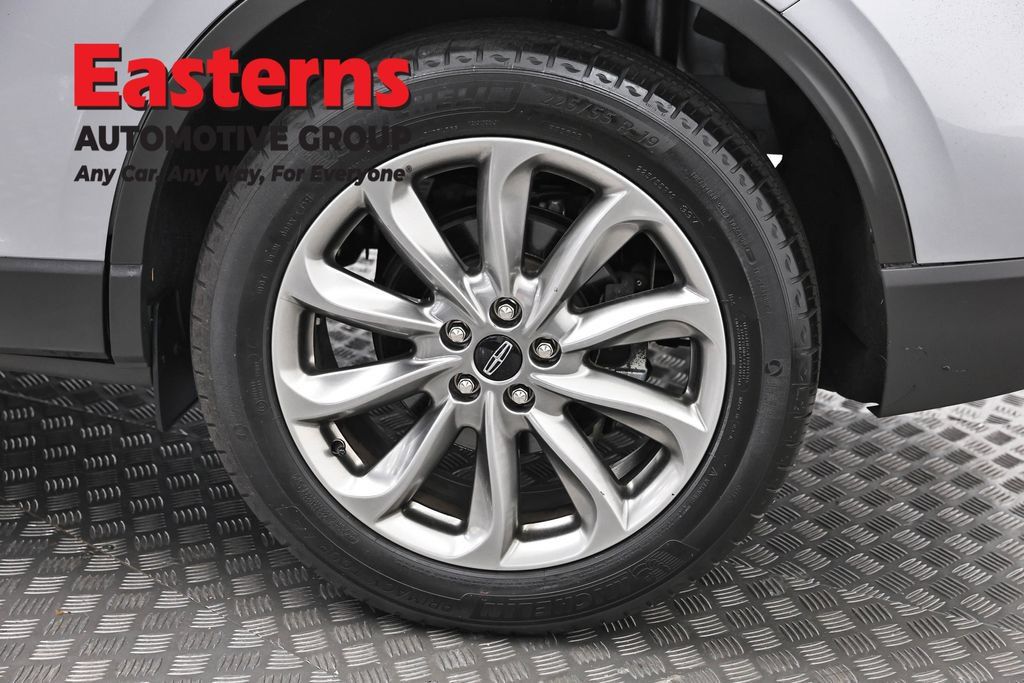 Used 2022 Lincoln Corsair AWD w/ Premium Package image 36