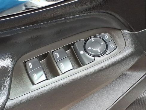 Used 2023 Chevrolet Equinox LT image 16