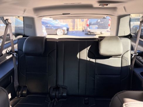 Used 2015 GMC Yukon XL Denali w/ Premium Package image 19