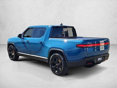 Used 2022 Rivian R1T Adventure AWD/4WD image 8