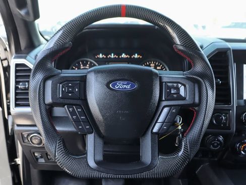 Used 2018 Ford F150 XLT w/ Equipment Group 302A Luxury AWD/4WD image 22