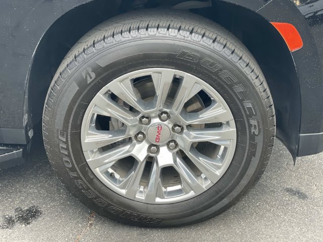Used 2023 GMC Yukon Denali AWD/4WD image 39