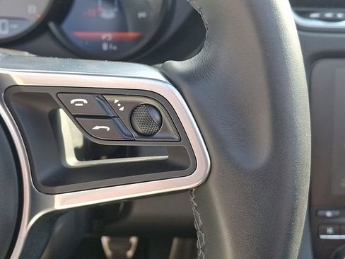 Used 2022 Porsche 718 Boxster S RWD image 7