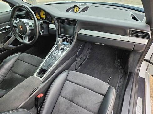 Used 2014 Porsche 911 GT3 RWD image 22