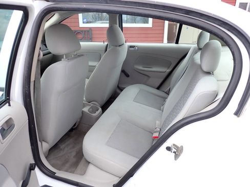 Used 2008 Chevrolet Cobalt LS image 8