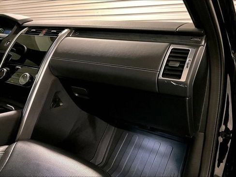 Certified 2023 Land Rover Discovery HSE R-Dynamic image 25