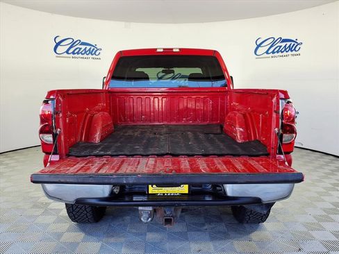 Used 2007 Chevrolet Silverado 2500 LT w/ Heavy-Duty Power Package image 5