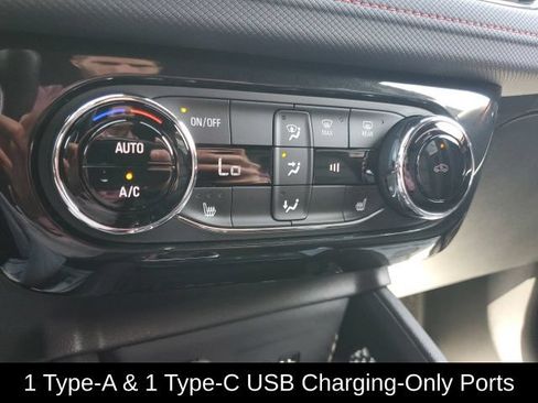 Used 2024 Chevrolet TrailBlazer RS w/ Convenience Package AWD/4WD image 29