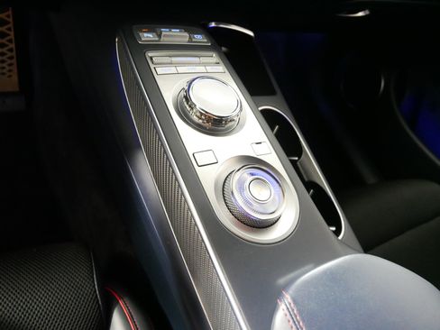 Used 2023 Genesis GV70 2.5T w/ Sport Prestige Package AWD/4WD image 24