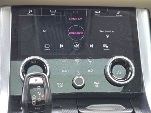 Used 2019 Land Rover Range Rover Sport Supercharged AWD/4WD image 34