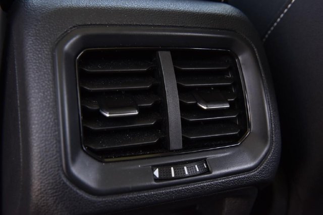 Used 2024 Volkswagen Taos SEL AWD/4WD image 24