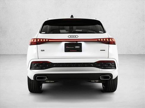 Certified 2025 Audi Q5 Premium w/ Convenience Package AWD/4WD image 7