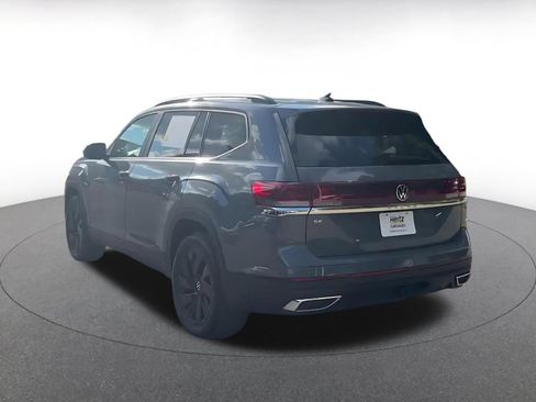 Used 2026 Volkswagen Atlas SE FWD image 9