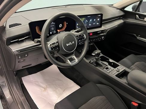 Used 2025 Kia K5 LXS FWD image 16
