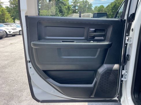 Used 2018 RAM 1500 Express w/ Express Value Package RWD image 19