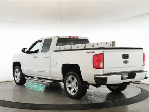 Used 2018 Chevrolet Silverado 1500 LTZ Z71 w/ LTZ Plus Package image 8