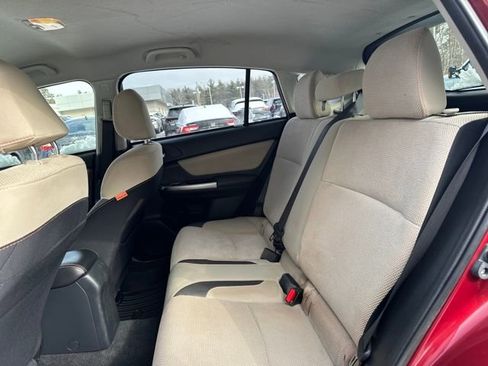 Used 2017 Subaru Crosstrek 2.0i Premium image 18