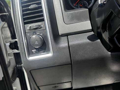 Used 2017 RAM 1500 Outdoorsman AWD/4WD image 17