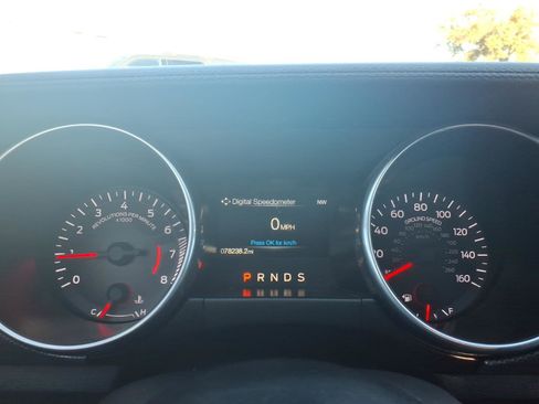 Certified 2019 Ford Mustang Coupe w/ Equipment Group 101A image 25