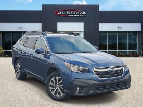 Used 2022 Subaru Outback Premium image 1