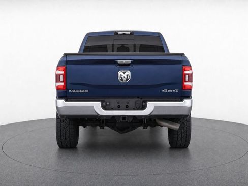 Used 2022 RAM 2500 Laramie AWD/4WD image 7