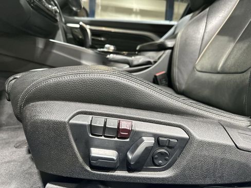 Used 2020 BMW 430i Coupe w/ Convenience Package image 14